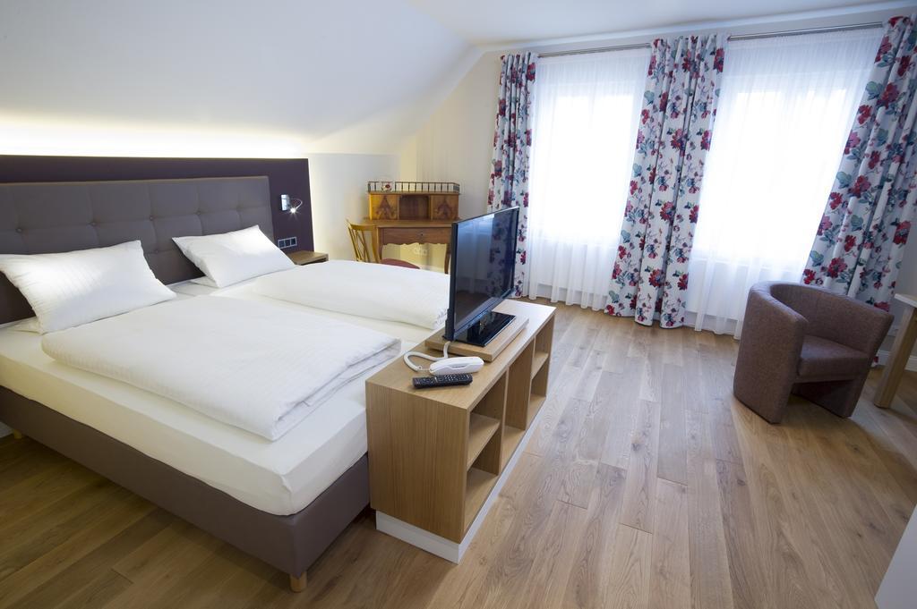 Geniesserhotel Limbacher Херриден Номер фото